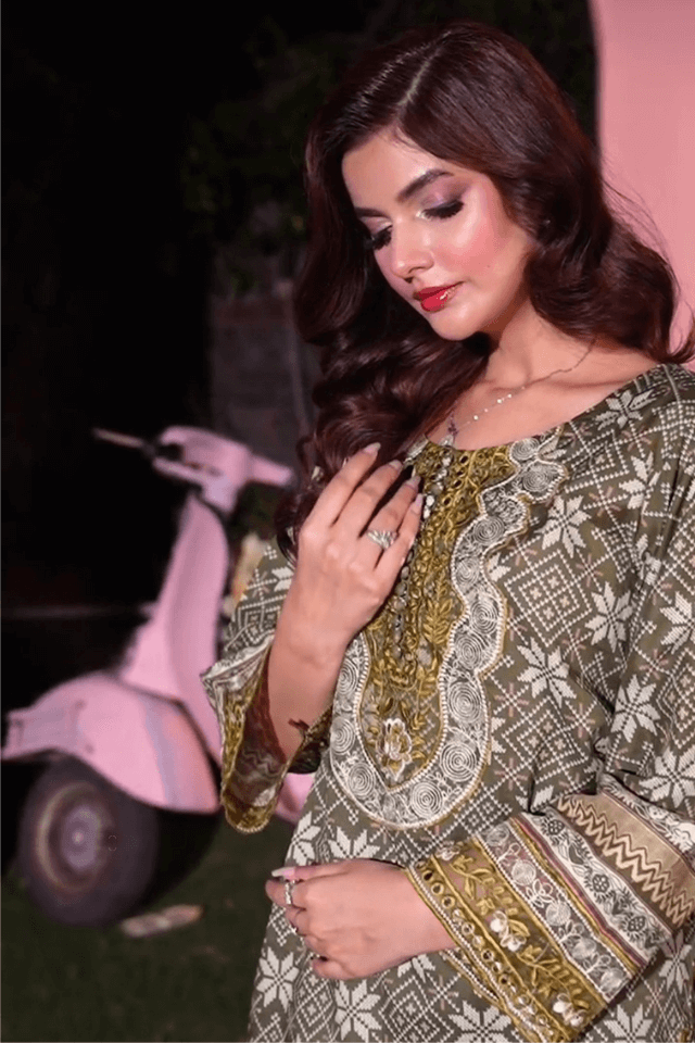 3 Piece Stitched Embroidered Lawn Suit with Printed Monaar Chiffon Dupatta