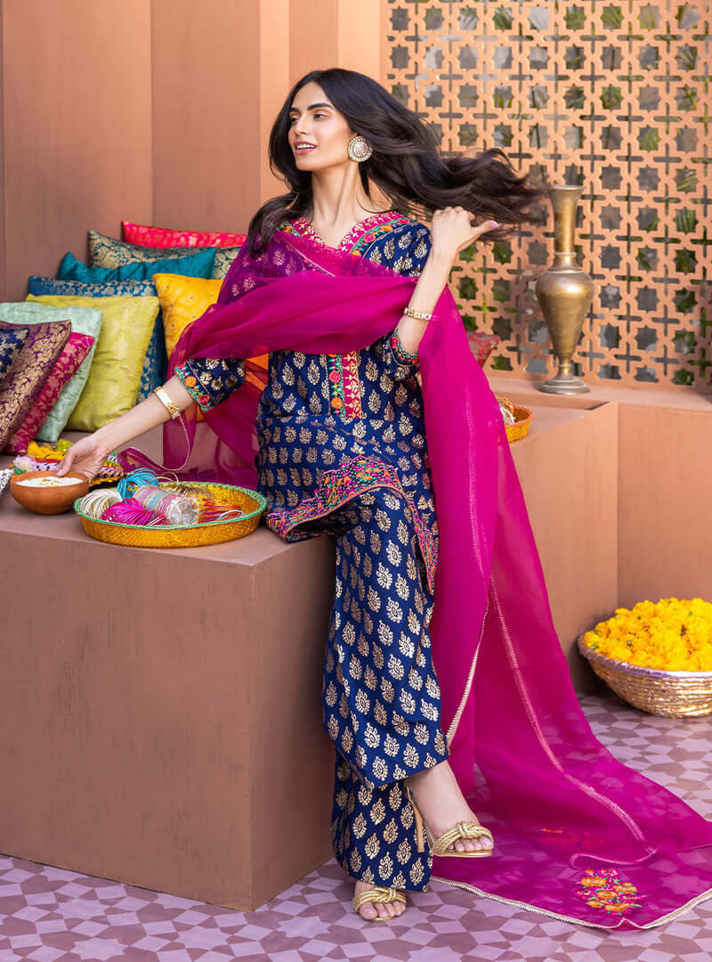 3 Piece Unstitched Digital Printed Embroidered Lawn Suit with Fine Printed Lawn Dupatta