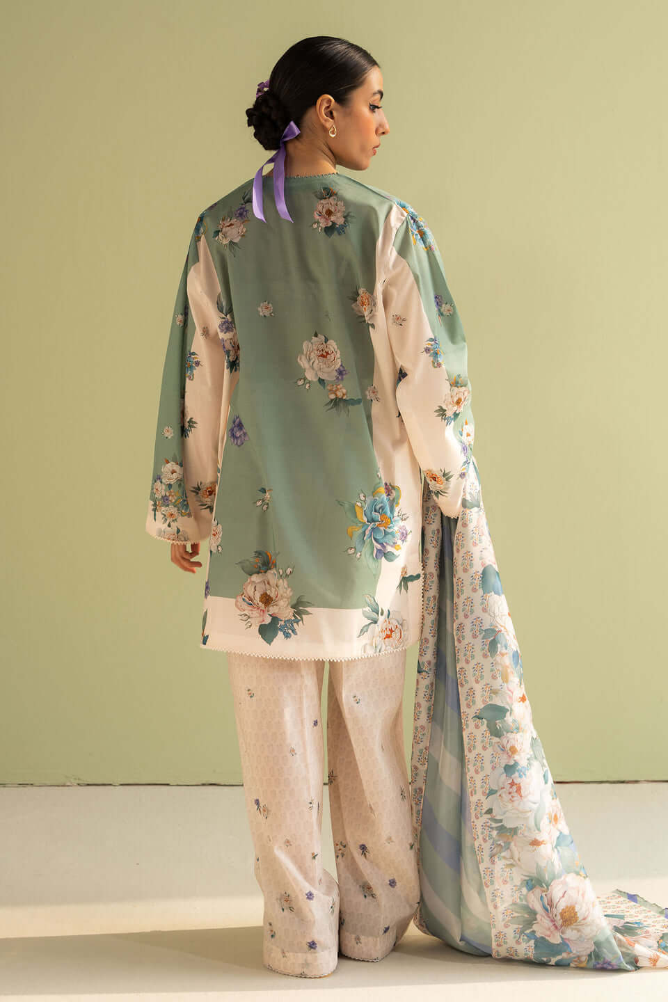 3 Piece Unstitched Digital Printed Lawn Suit with Fine Printed Lawn Dupatta