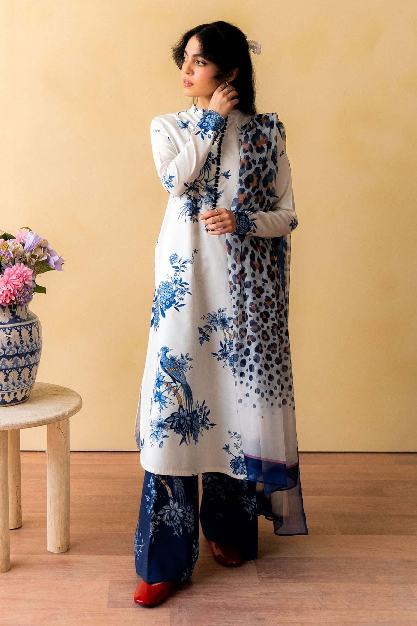 3 Piece Unstitched Digital Printed Lawn Suit with Fine Printed Lawn Dupatta