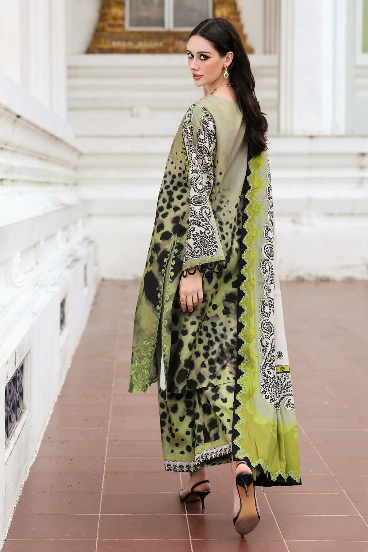 3 Piece Unstitched Embroidered Khaddar Suit with Printed Khaddar Dupatta