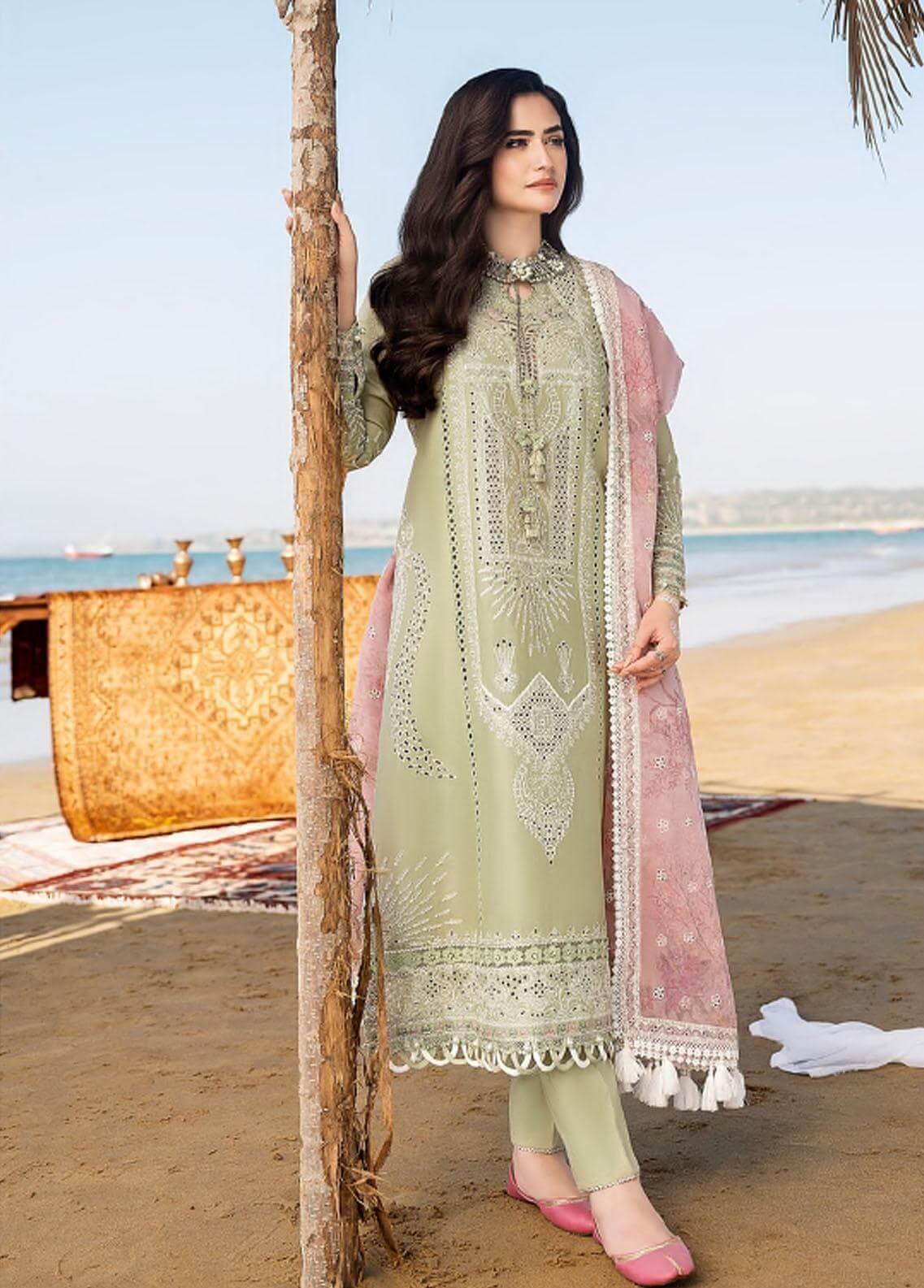 3 Piece Unstitched Heavy Embroidered Chickan Kari Lawn Suit with Printed Organza Dupatta - Malam