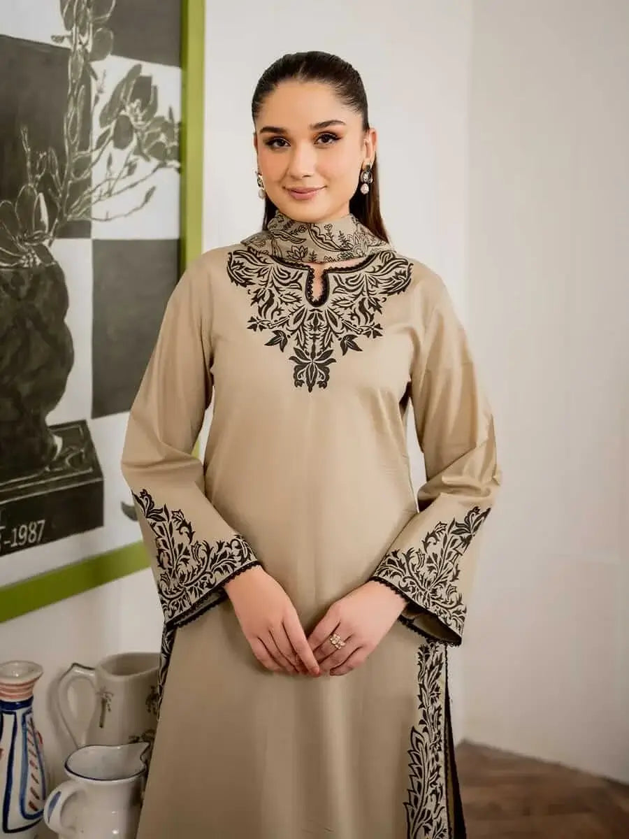 3 Piece Unstitched Heavy Embroidered Lawn Suit with Printed Monaar Slub Dupatta