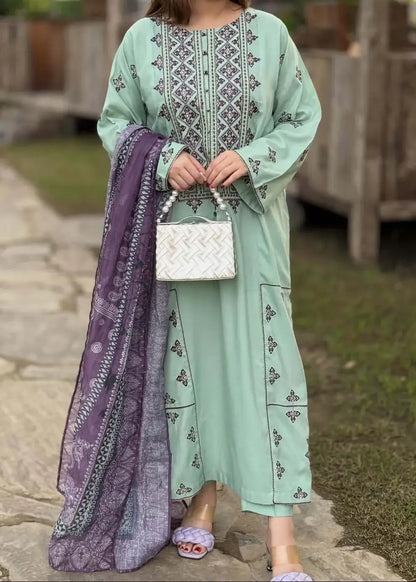 3 Piece Unstitched Heavy Embroidered Lawn Suit with Printed Monaar Slub Dupatta