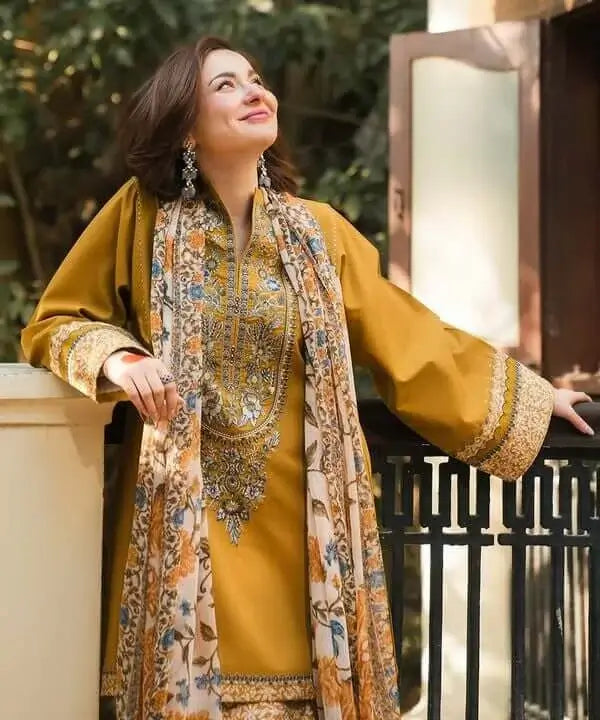 3 Piece Unstitched Heavy Embroidered Lawn Suit with Printed Monaar Slub Dupatta
