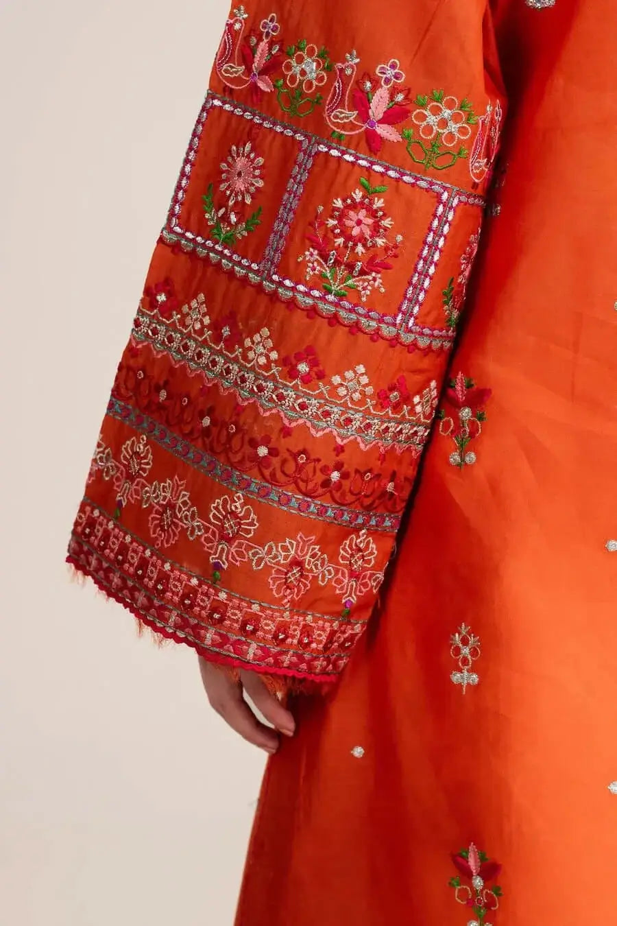 3 Piece Unstitched Heavy Embroidered Lawn Suit with Printed Slub Dupatta