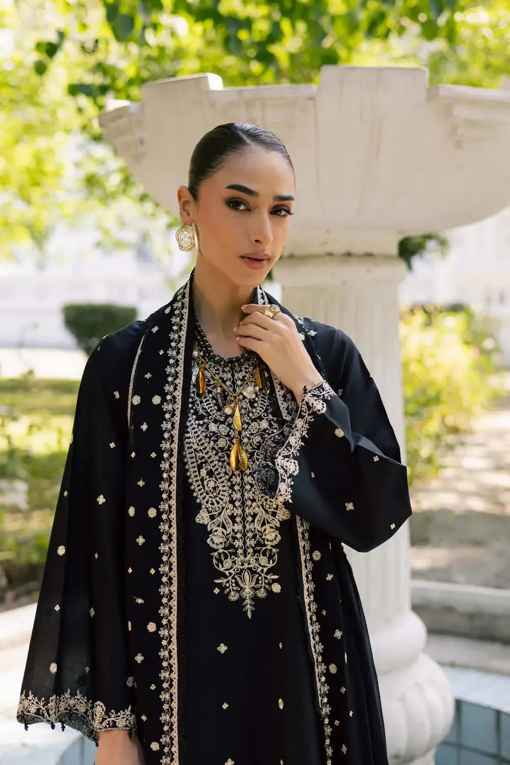3 Piece Unstitched Heavy Embroidered Lawn Suit with Embroidered Chiffon Dupatta