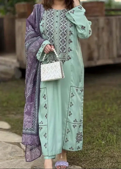 3 Piece Unstitched Heavy Embroidered Lawn Suit with Printed Monaar Slub Dupatta