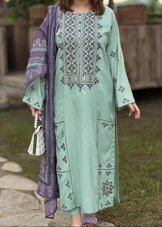 3 Piece Unstitched Heavy Embroidered Lawn Suit with Printed Monaar Slub Dupatta