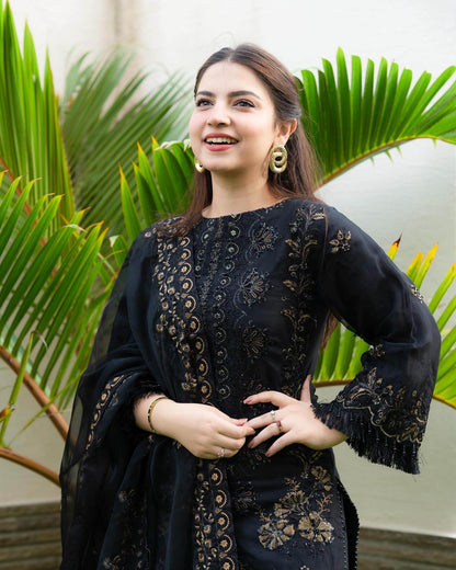 3 Piece Unstitched Heavy Embroided Dhanak Suit With Heavy Embroidered Organza Dupatta