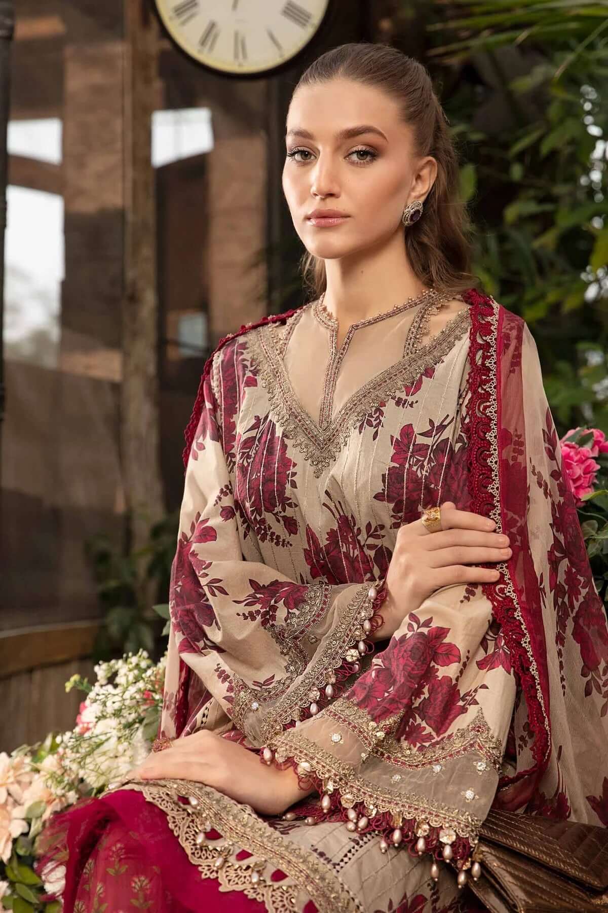 3 Piece Unstitched Heavy Embroidered Pure Lawn Suit with Printed Monaar Zari Dupatta