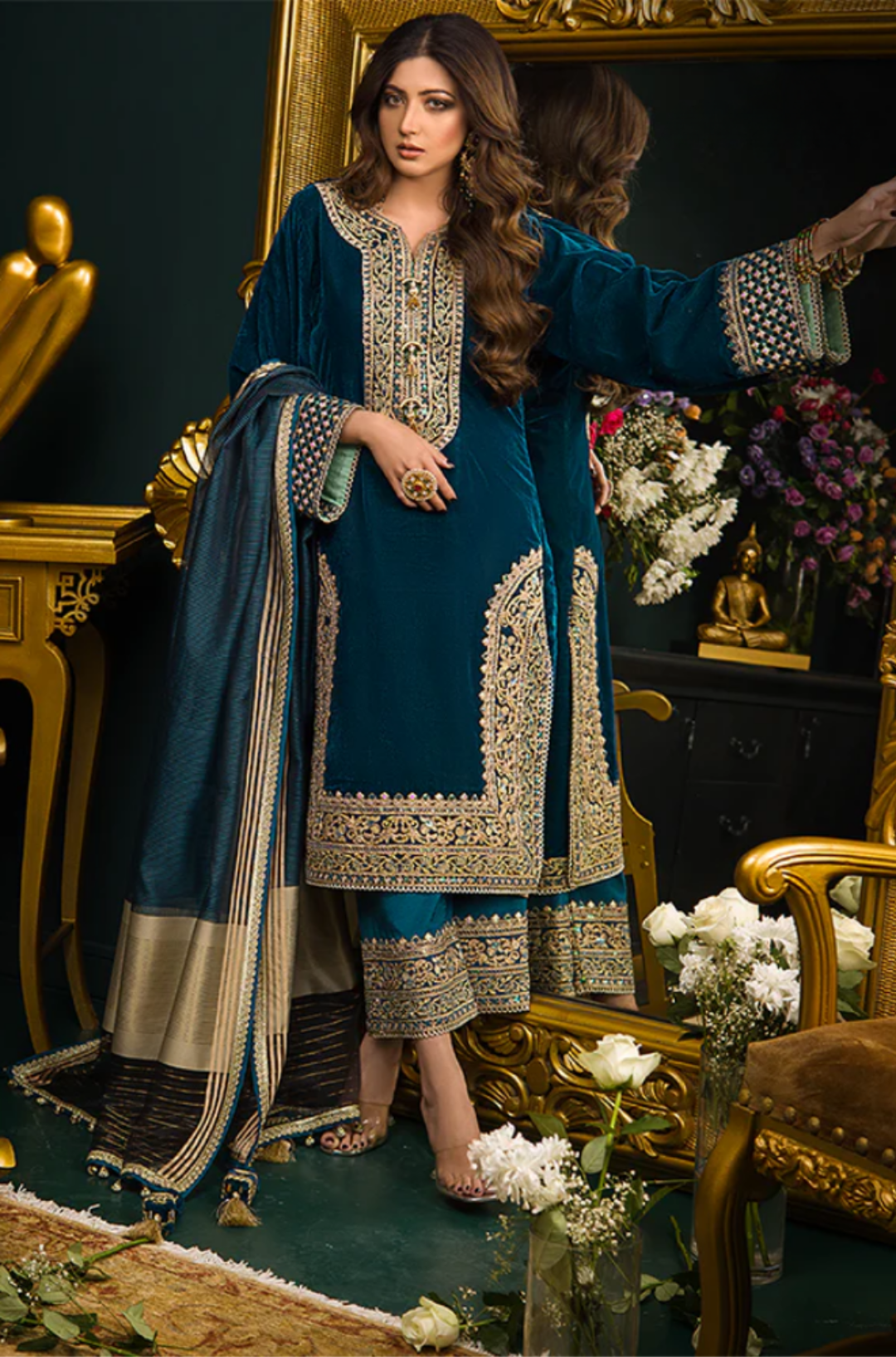 3 Piece Unstitched Heavy Embroidered Velvet Suit with Printed Fine Organza Dupatta