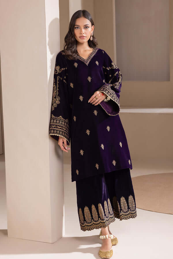 3 Piece Unstitched Heavy Embroidered Velvet Suit with Heavy Embroidered Organza Dupatta